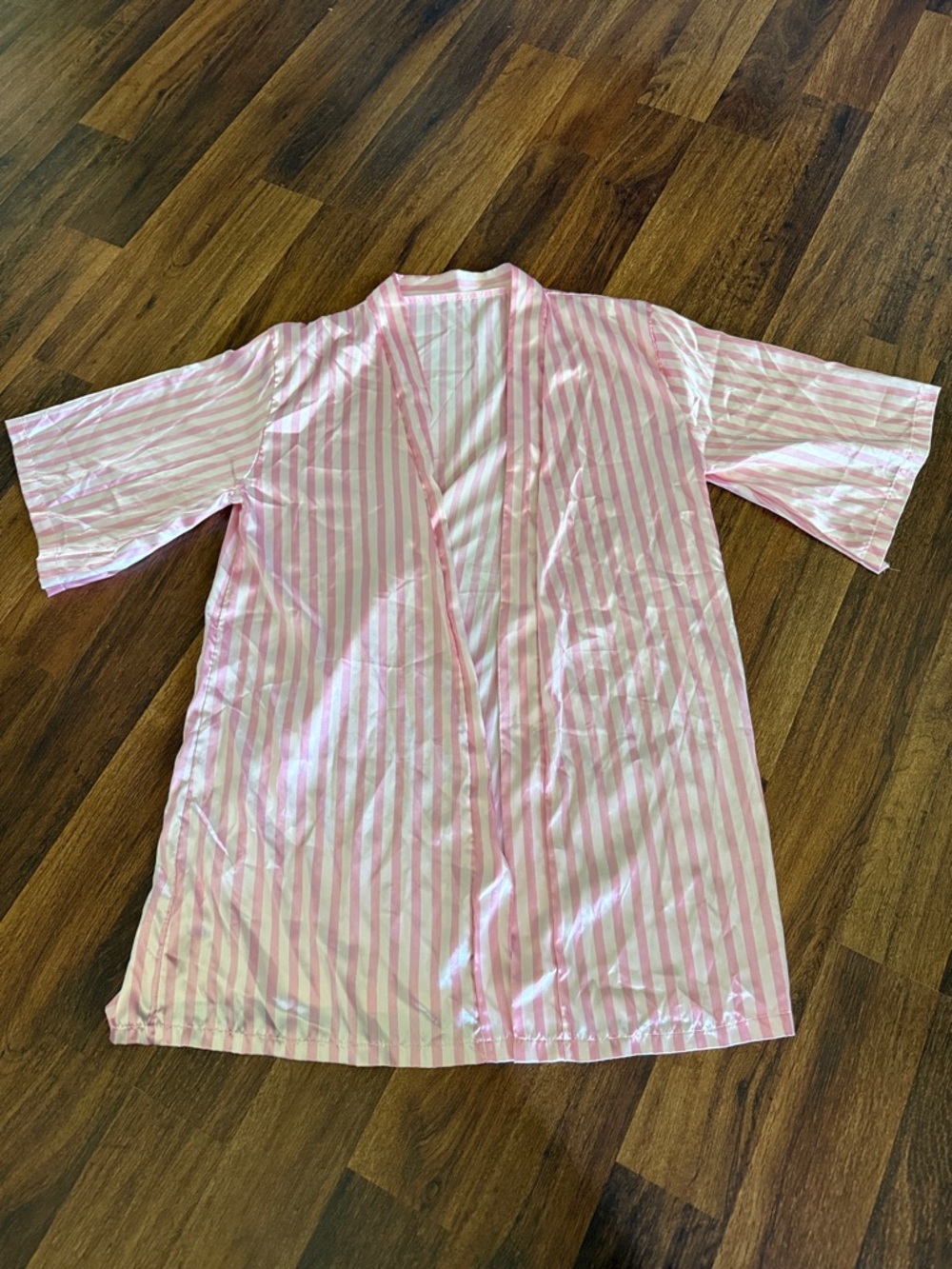 Source Unknown Pink and White Striped Satin Robe